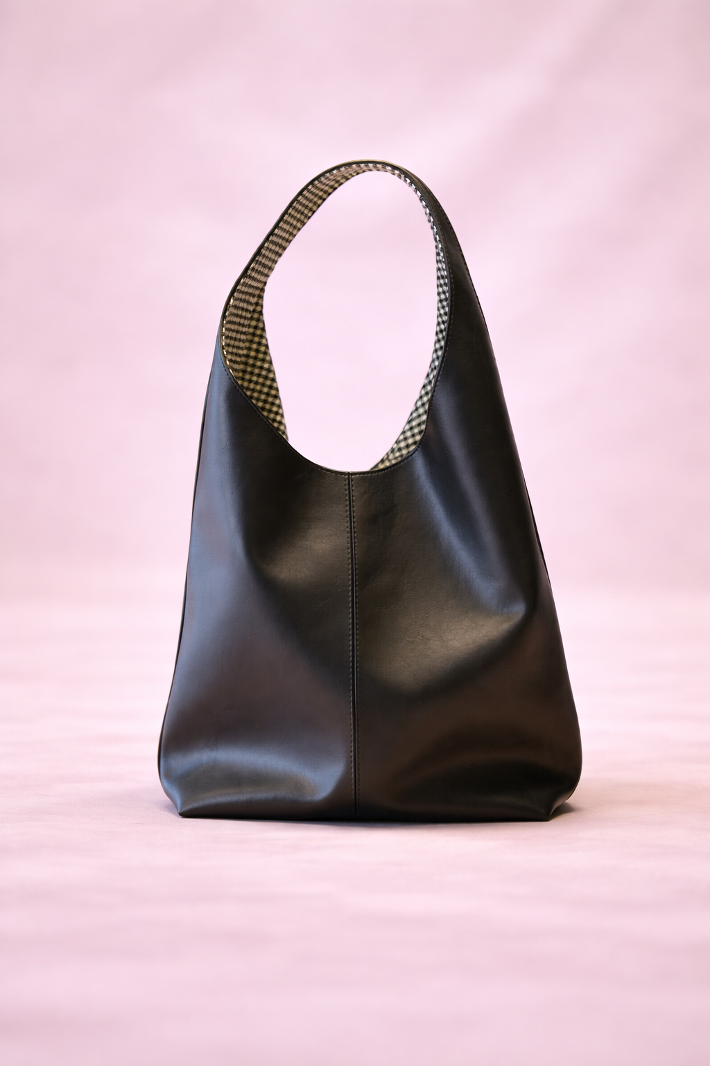 The Liakos - On the Run Tote