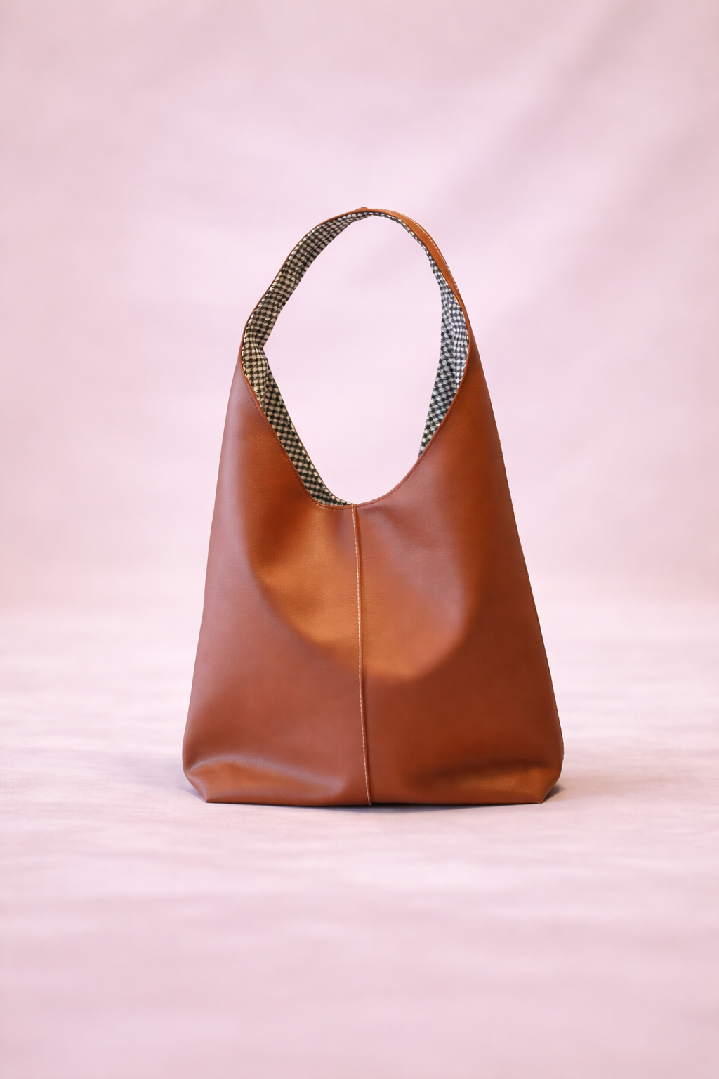 The Liakos - On the Run Tote